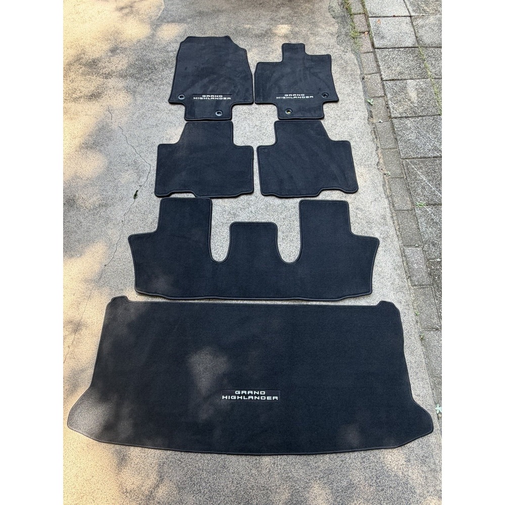 OEM Toyota Grand Highlander Floor Mat Set with Third Row & Cargo